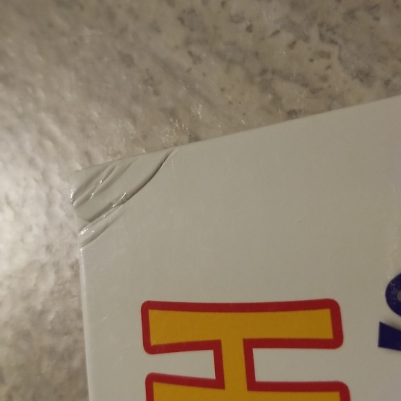 Robert Munsch Mini Treasury Two book - Picture 2 of 4